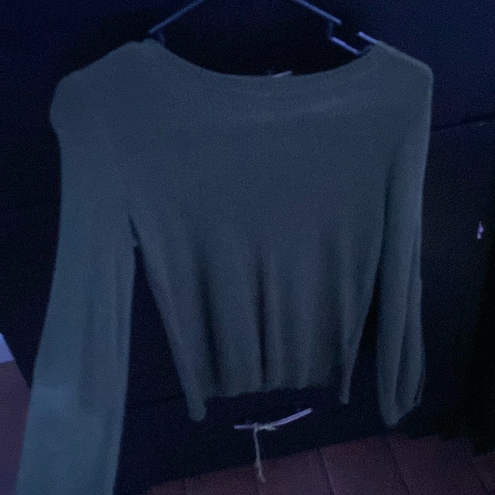 American Eagle open arm sweater, green